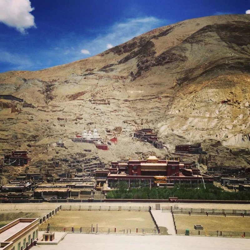 根敦群培艺术空间 - 图片2